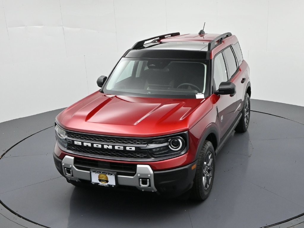 Ford Bronco Sport Vehicle Full-screen Gallery Image 17
