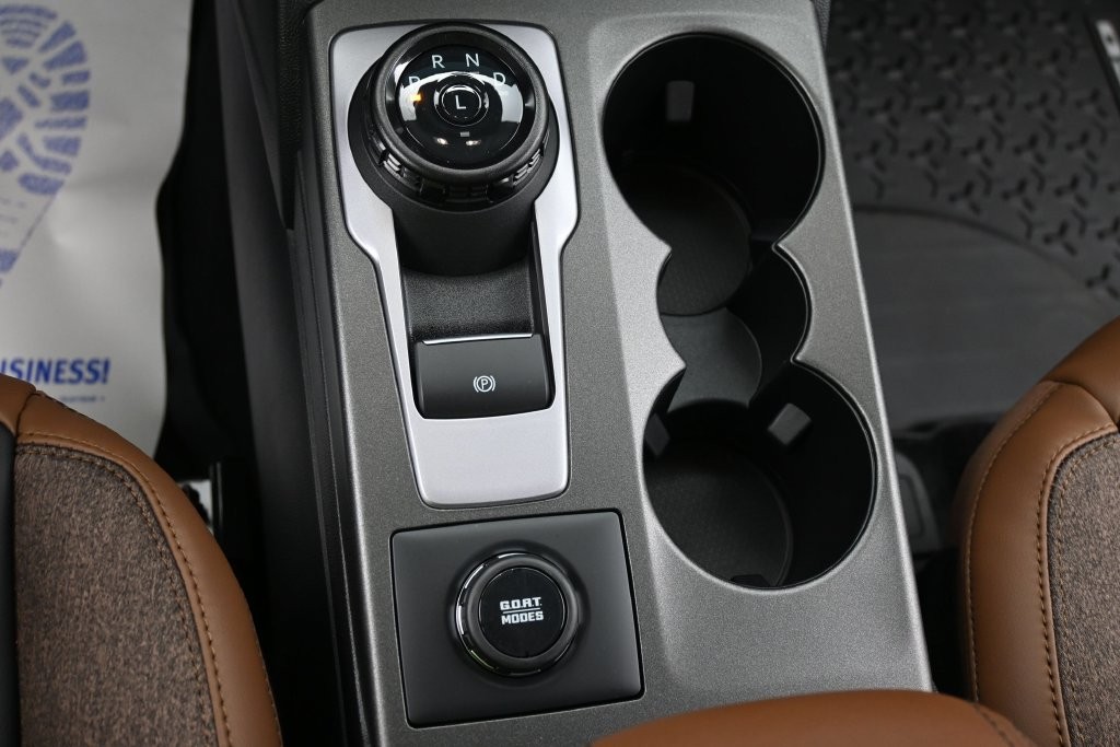 Ford Bronco Sport Vehicle Full-screen Gallery Image 12