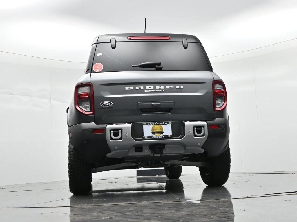 Ford Bronco Sport Vehicle Full-screen Gallery Image 20
