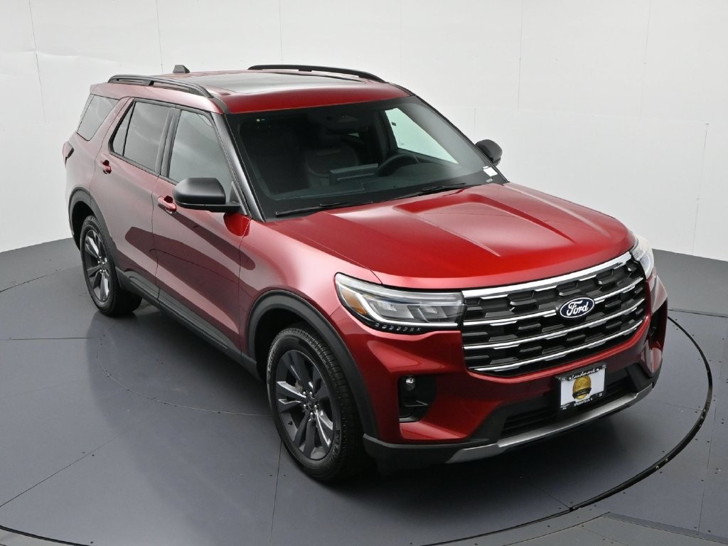 Ford Explorer Vehicle Full-screen Gallery Image 17