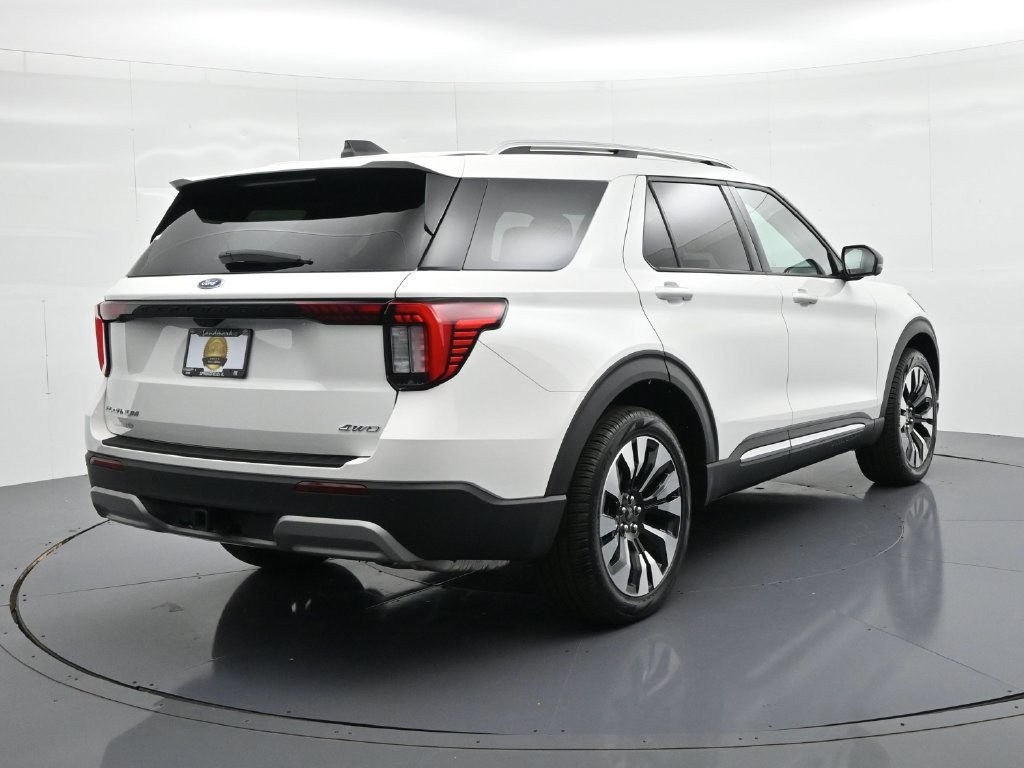 Ford Explorer Vehicle Full-screen Gallery Image 6