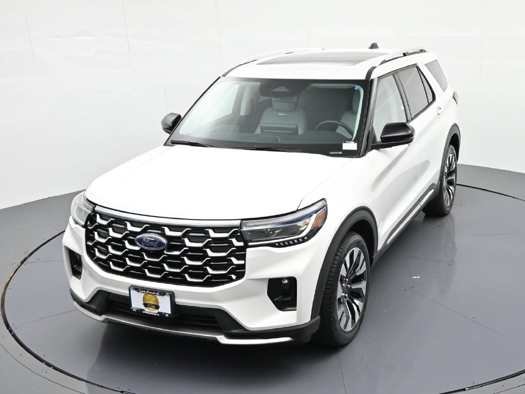 Ford Explorer Vehicle Full-screen Gallery Image 19