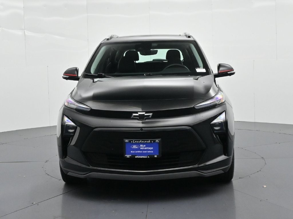 Chevrolet Bolt EUV Vehicle Full-screen Gallery Image 03