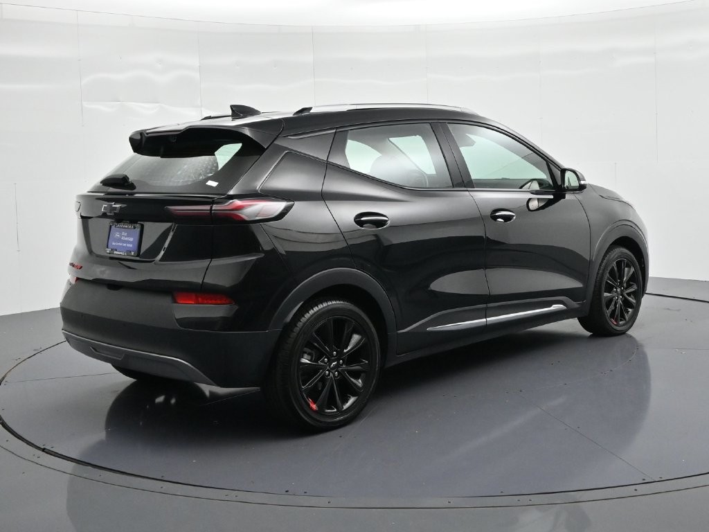Chevrolet Bolt EUV Vehicle Full-screen Gallery Image 06