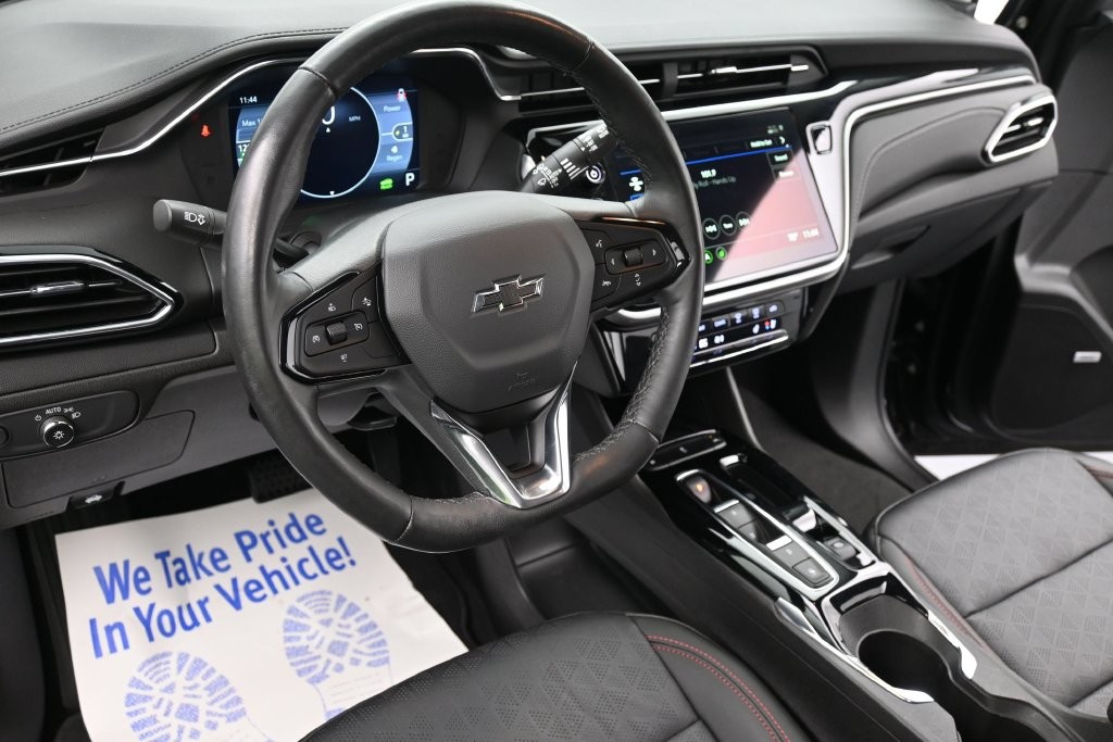 Chevrolet Bolt EUV Vehicle Full-screen Gallery Image 14