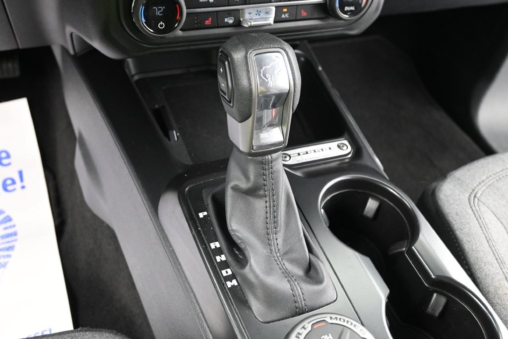 Ford Bronco Vehicle Full-screen Gallery Image 13