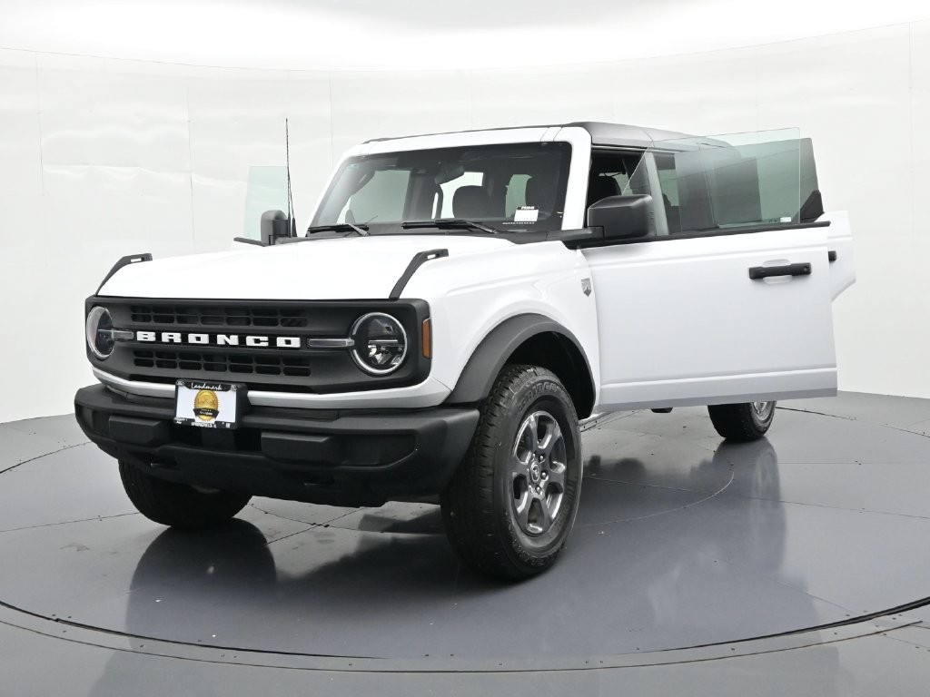 Ford Bronco Vehicle Full-screen Gallery Image 27