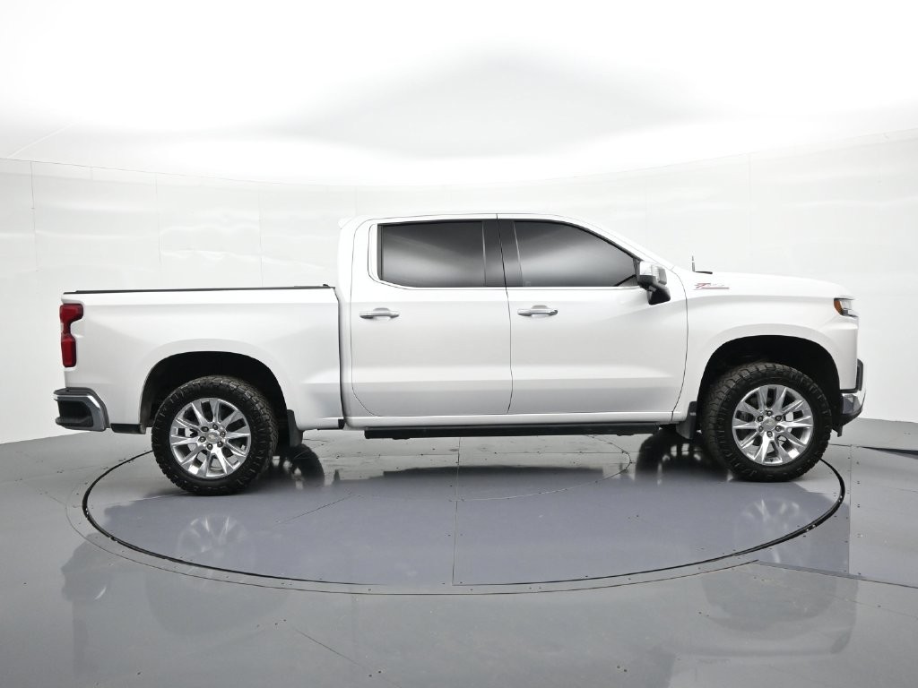 Chevrolet Silverado 1500 LTD Vehicle Full-screen Gallery Image 05