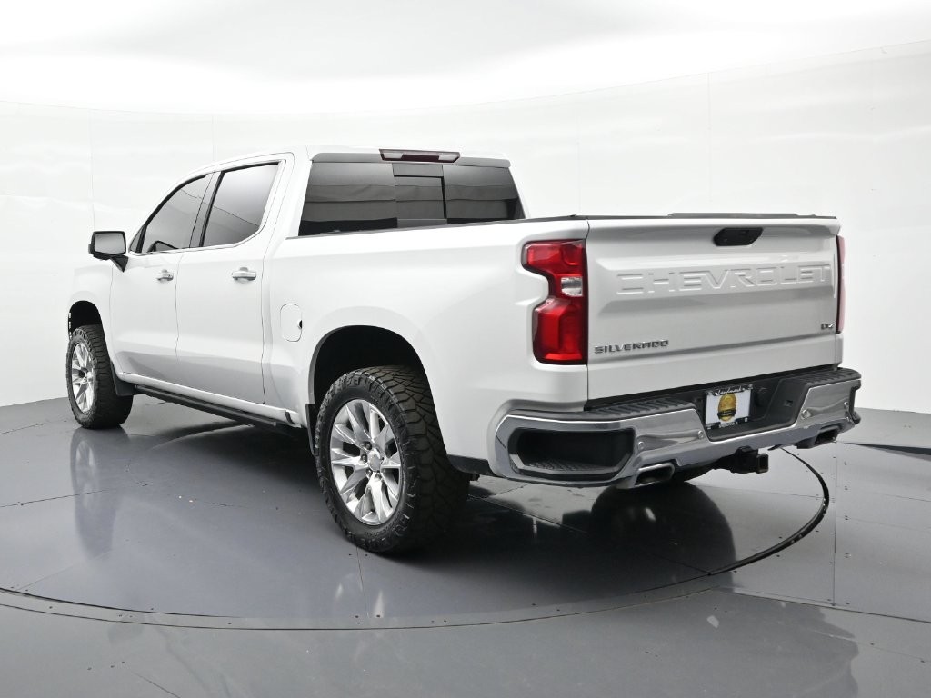 Chevrolet Silverado 1500 LTD Vehicle Full-screen Gallery Image 08
