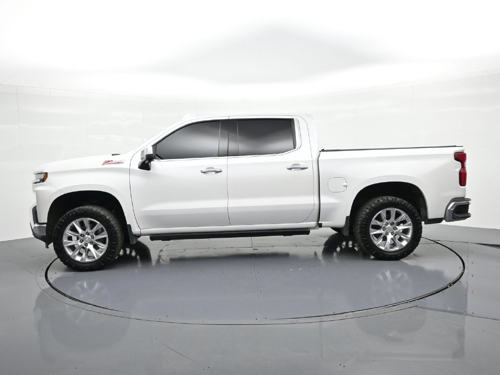 Chevrolet Silverado 1500 LTD Vehicle Full-screen Gallery Image 09