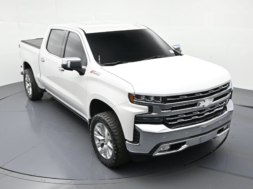 Chevrolet Silverado 1500 LTD Vehicle Full-screen Gallery Image 17