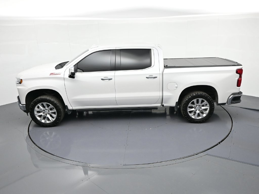 Chevrolet Silverado 1500 LTD Vehicle Full-screen Gallery Image 20
