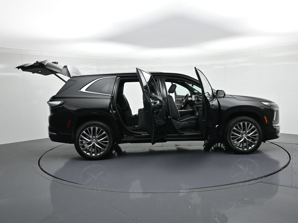 Buick Enclave Vehicle Full-screen Gallery Image 23