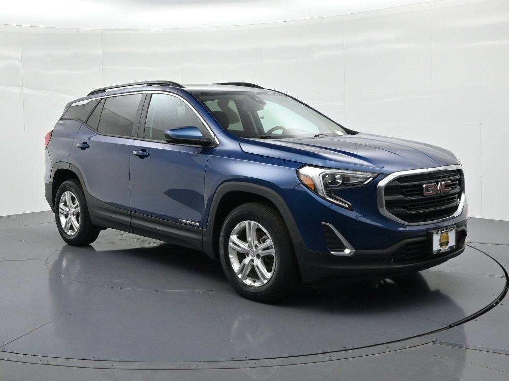 GMC Terrain Vehicle Full-screen Gallery Image 4