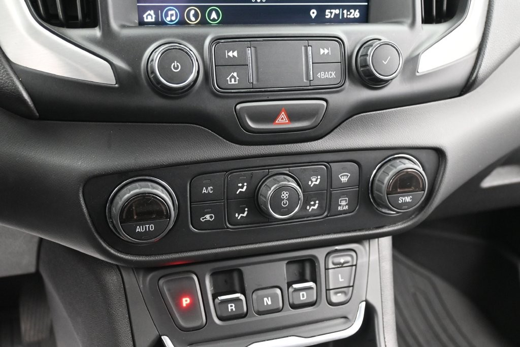 GMC Terrain Vehicle Full-screen Gallery Image 11