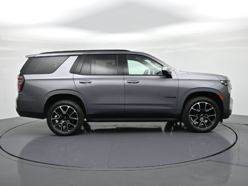 Chevrolet Tahoe Vehicle Full-screen Gallery Image 05