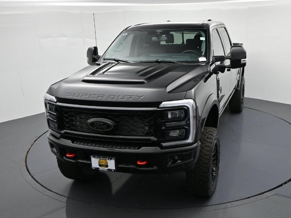 Ford F-250SD Vehicle Full-screen Gallery Image 20