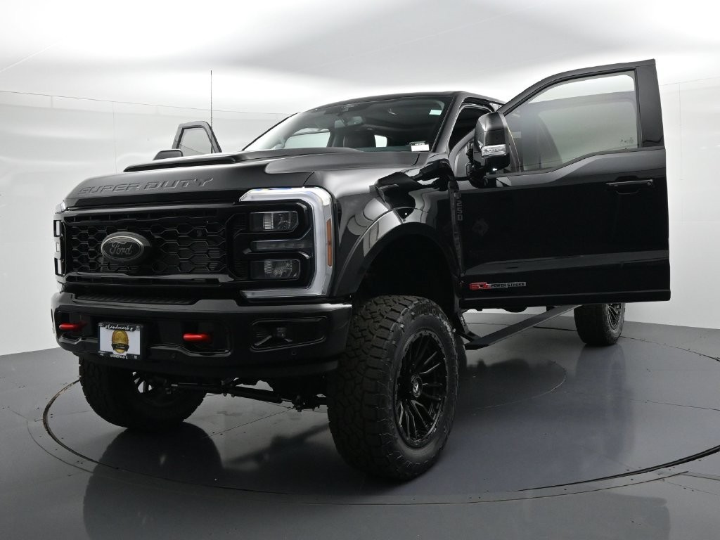 Ford F-250SD Vehicle Full-screen Gallery Image 28