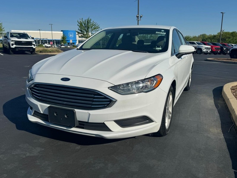 Ford Fusion Vehicle Image 08