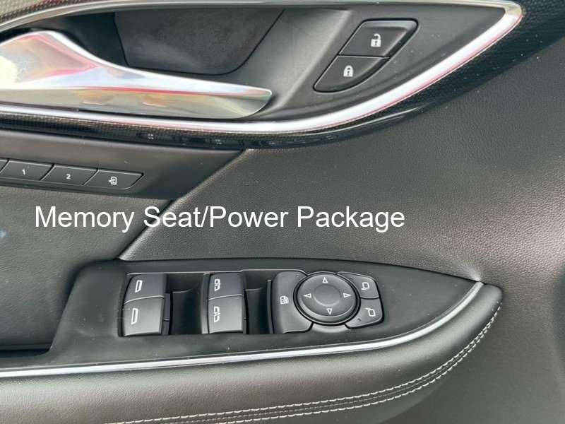 Buick Envision Vehicle Image 18