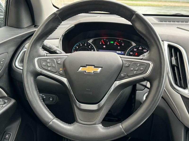 Chevrolet Equinox Vehicle Image 14