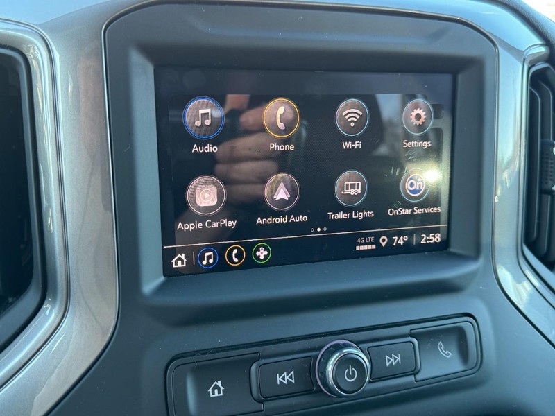 Chevrolet Silverado 1500 Vehicle Image 16