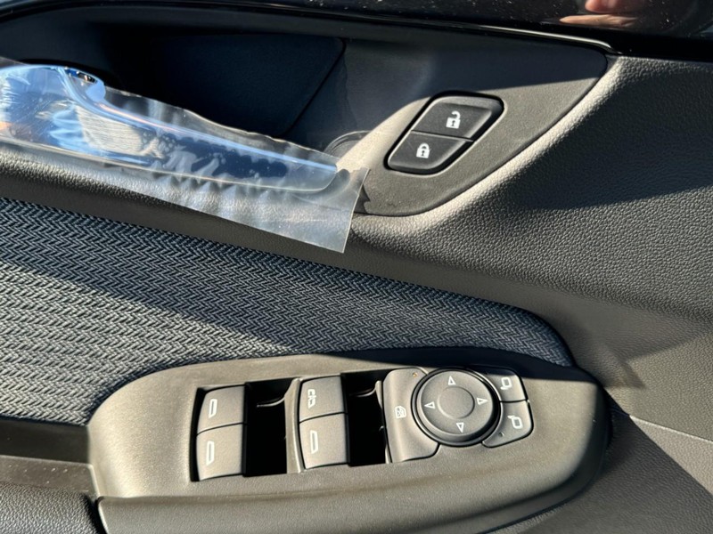 Chevrolet TrailBlazer Vehicle Image 09