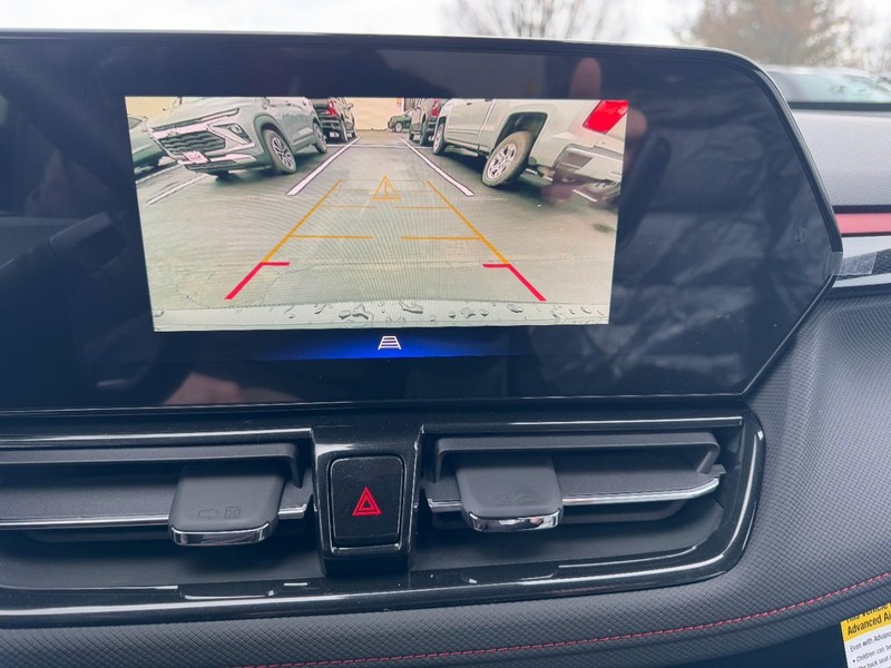 Chevrolet TrailBlazer Vehicle Image 14