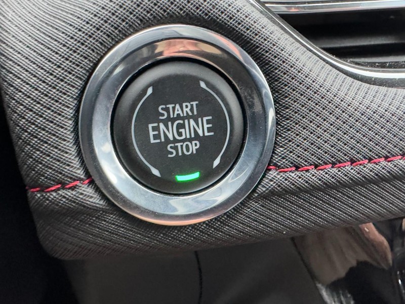 Chevrolet TrailBlazer Vehicle Image 15