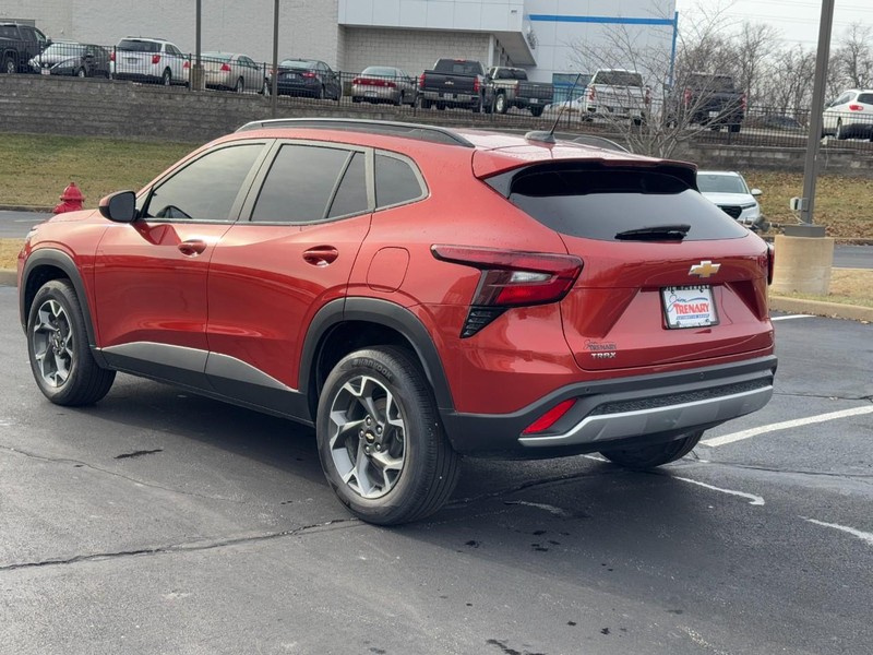 Chevrolet Trax Vehicle Image 08