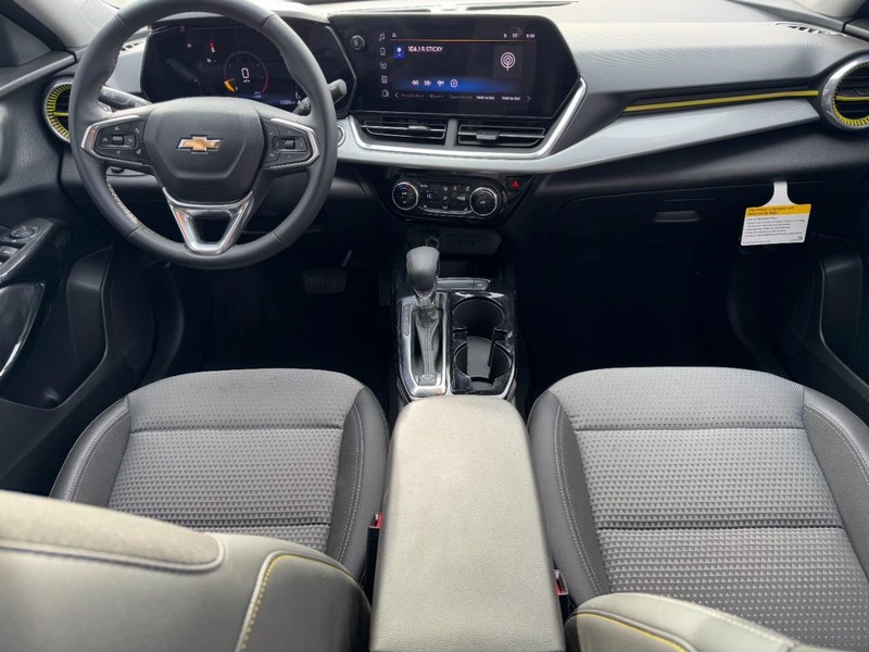 Chevrolet Trax Vehicle Image 14