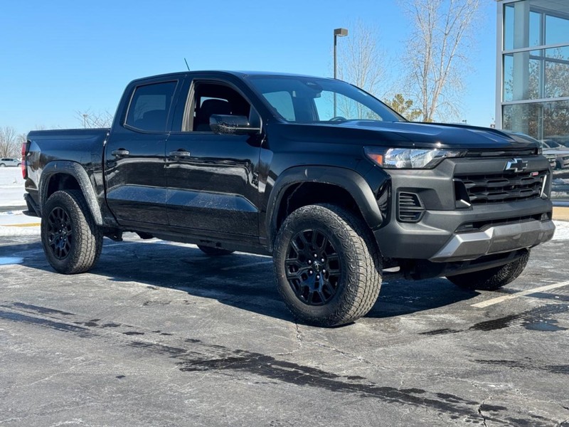 Chevrolet Colorado Vehicle Image 03