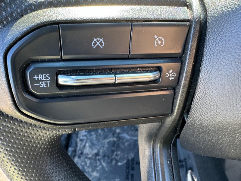 Chevrolet Colorado Vehicle Image 26