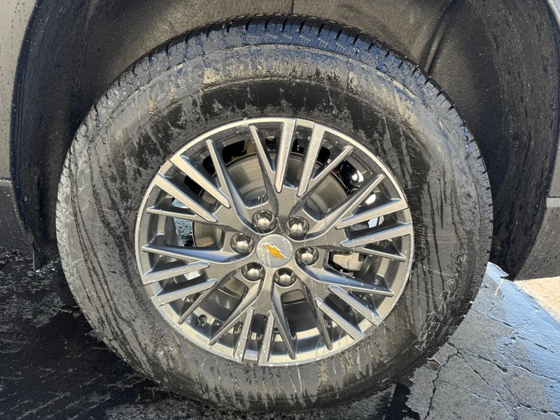 Chevrolet Traverse Vehicle Image 06