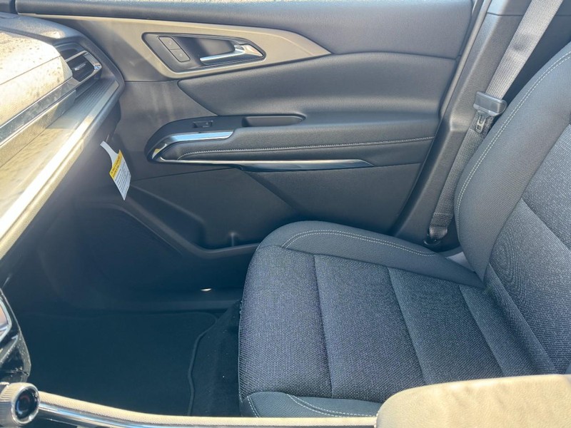 Chevrolet Traverse Vehicle Image 08