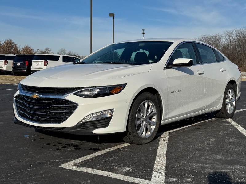 Chevrolet Malibu Vehicle Image 08