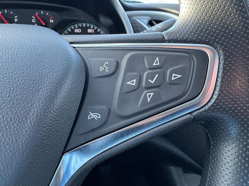 Chevrolet Malibu Vehicle Image 17