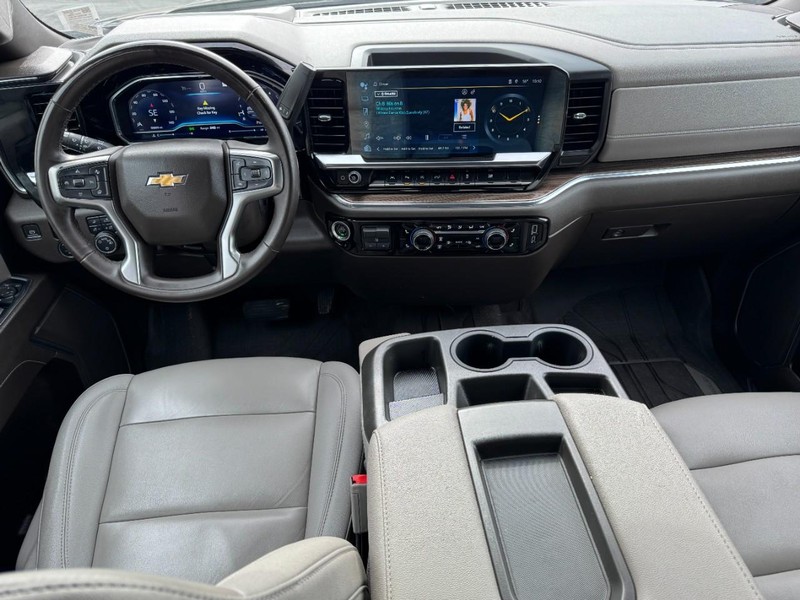 Chevrolet Silverado 1500 Vehicle Image 11