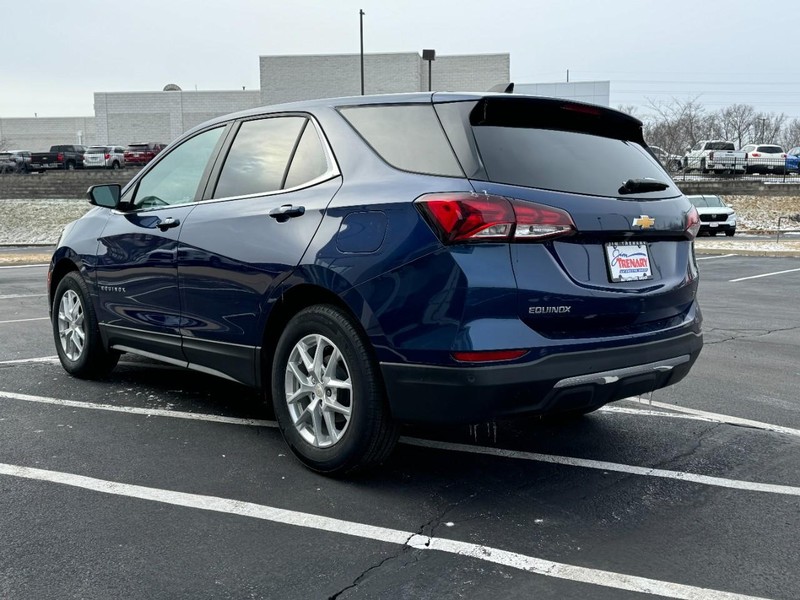 Chevrolet Equinox Vehicle Image 05