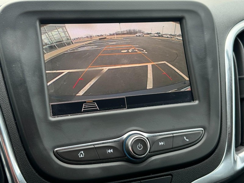 Chevrolet Equinox Vehicle Image 25