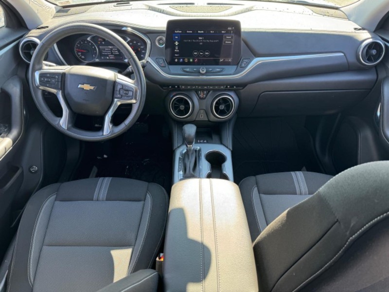 Chevrolet Blazer Vehicle Image 13