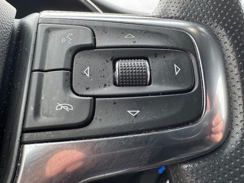 Chevrolet Blazer Vehicle Image 16