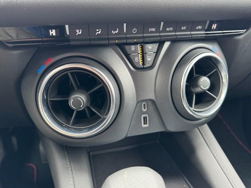 Chevrolet Blazer Vehicle Image 17