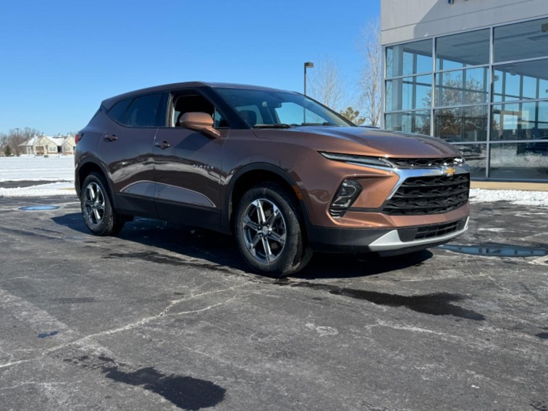 Chevrolet Blazer Vehicle Image 03