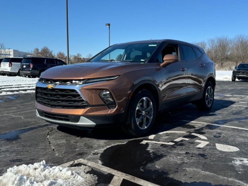 Chevrolet Blazer Vehicle Image 09