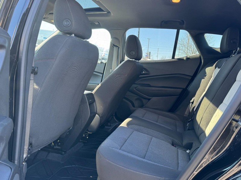 Chevrolet Trax Vehicle Image 11
