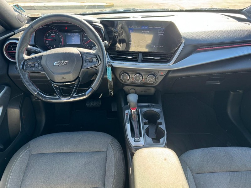Chevrolet Trax Vehicle Image 13