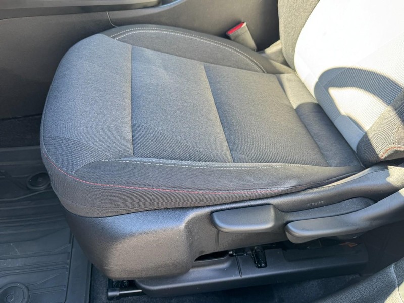 Chevrolet Trax Vehicle Image 16