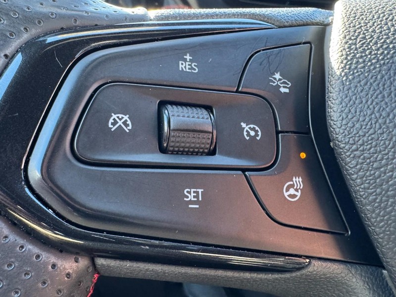 Chevrolet Trax Vehicle Image 18