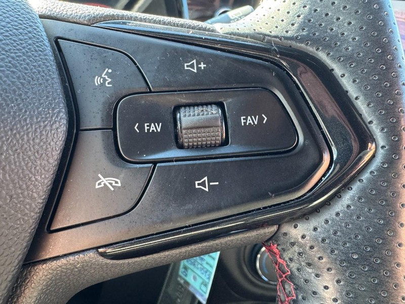 Chevrolet Trax Vehicle Image 19